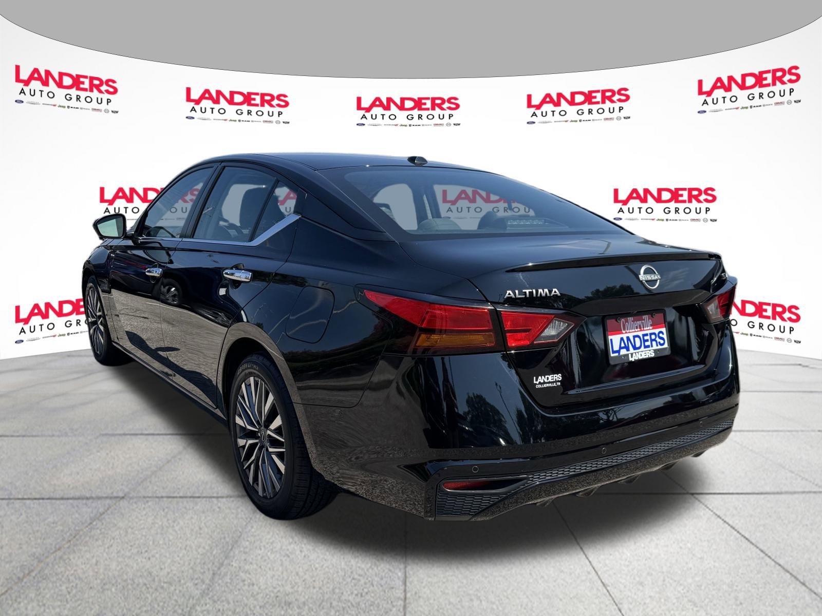 Used 2023 Nissan Altima 2.5 SV image 5