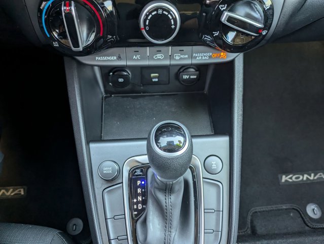 Used 2023 Hyundai Kona SEL image 18