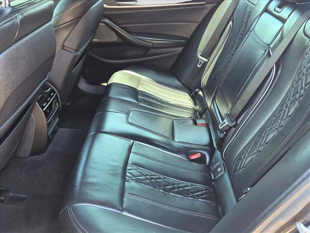 Used 2019 BMW M550i xDrive image 18
