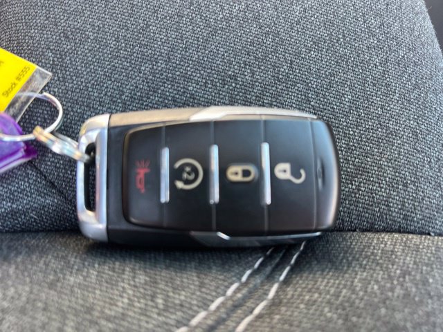 Used 2020 RAM 1500 Big Horn AWD/4WD image 37