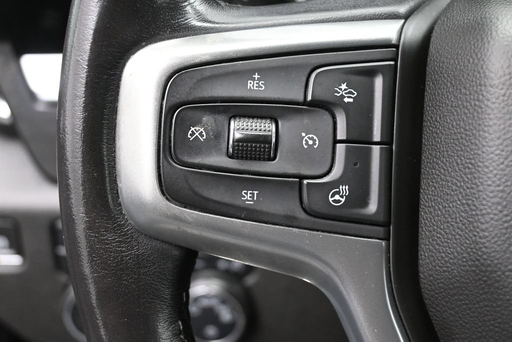Used 2022 Chevrolet Silverado 1500 LT AWD/4WD image 17