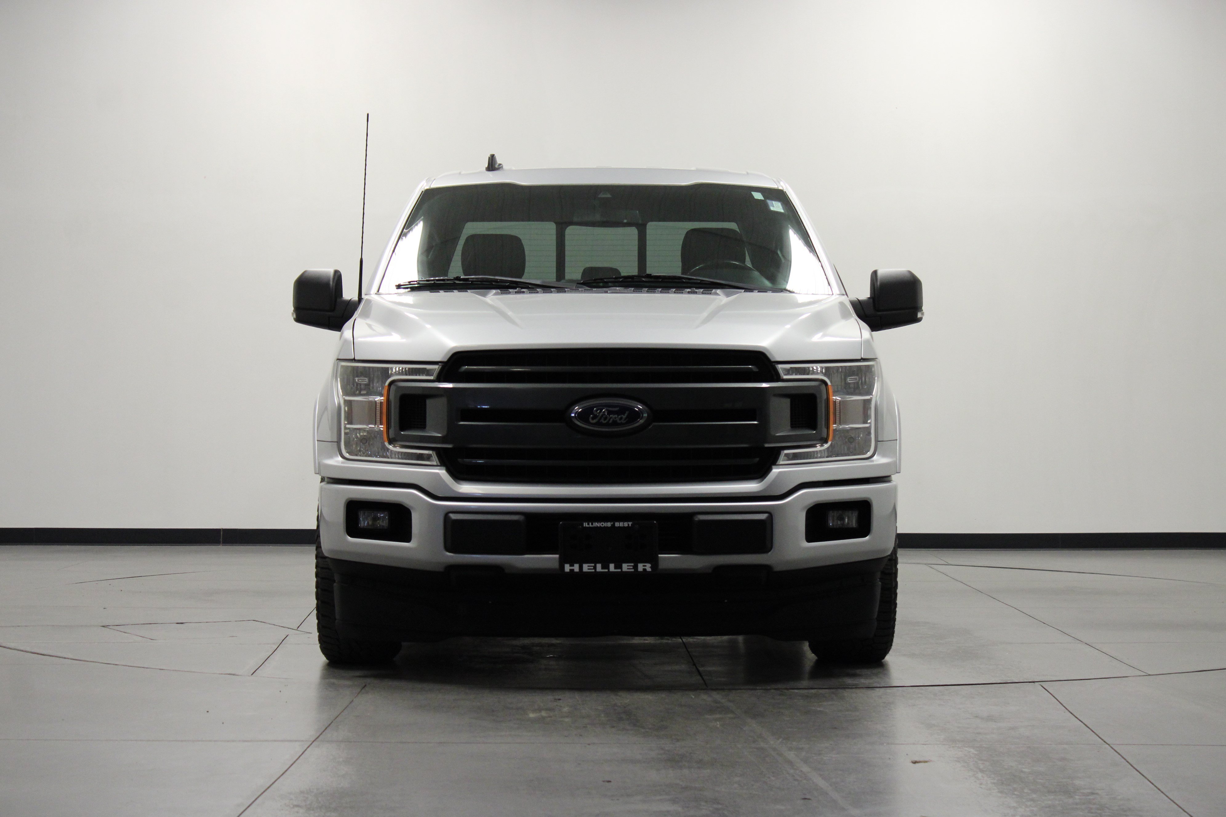 Used 2019 Ford F150 XLT w/ Equipment Group 302A Luxury RWD image 10