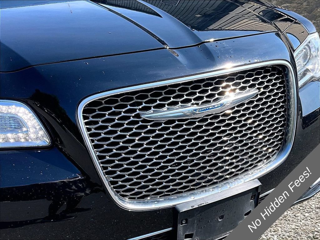 Used 2017 Chrysler 300 C Platinum AWD/4WD image 24