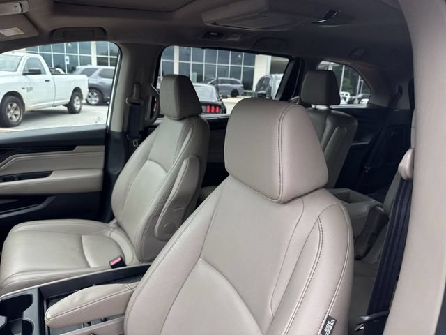 Used 2024 Honda Odyssey Touring image 11