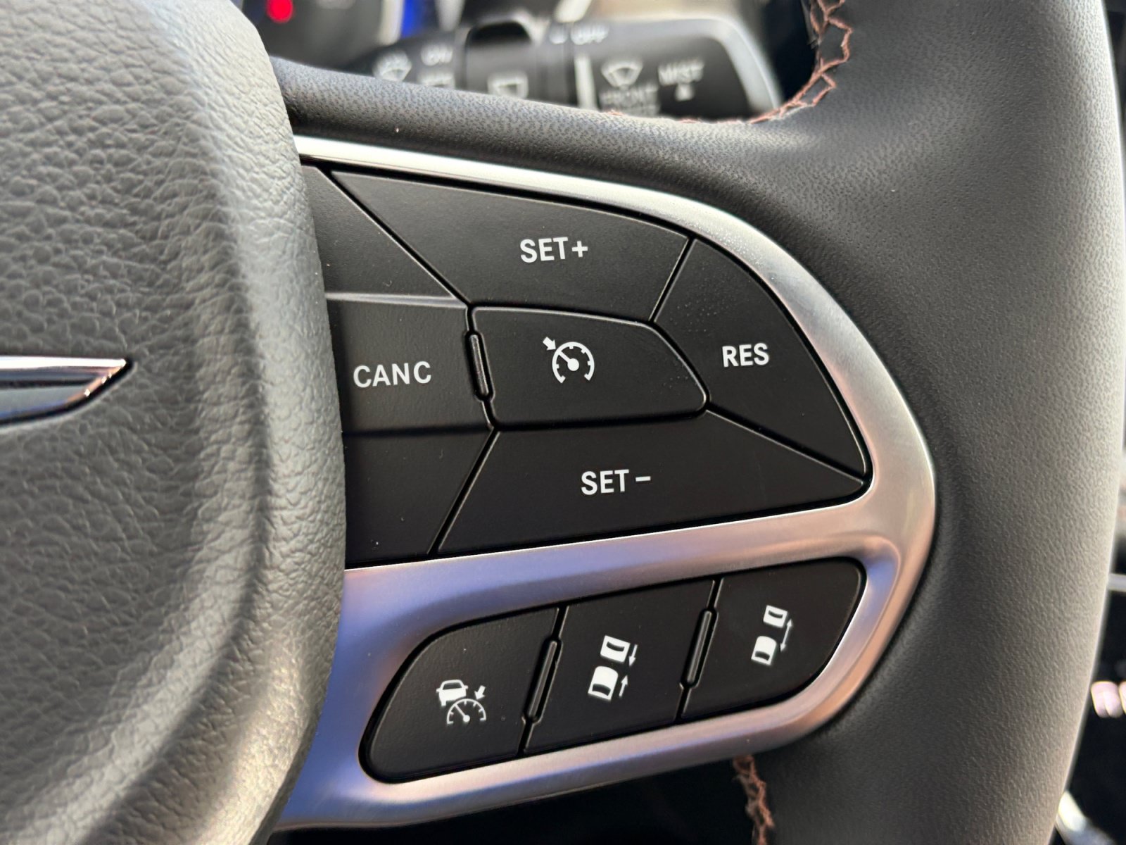 New 2026 Chrysler Pacifica Pinnacle AWD/4WD image 22