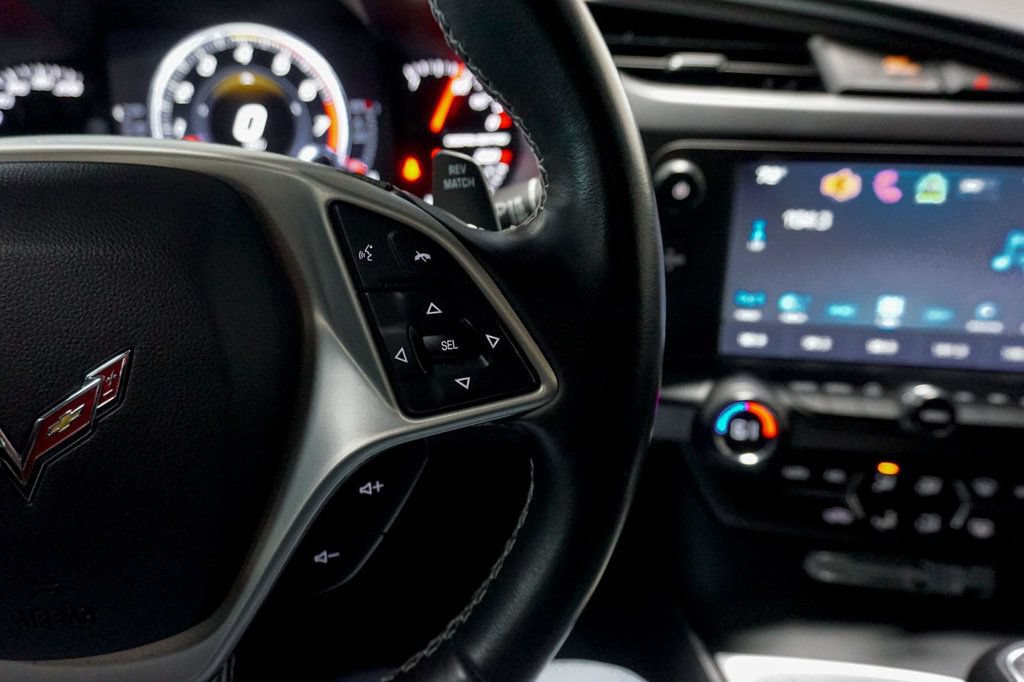 Used 2017 Chevrolet Corvette Grand Sport w/ Z07 Performance Package RWD image 21