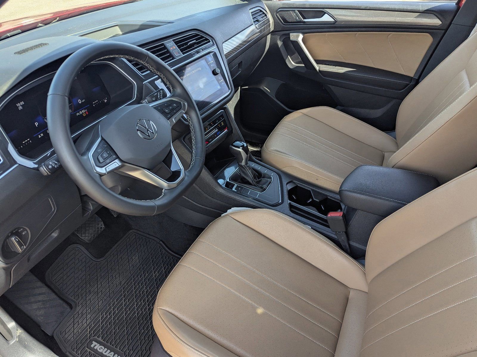 Used 2024 Volkswagen Tiguan SE FWD image 22