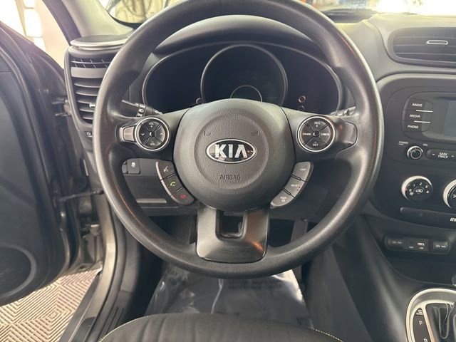 Used 2016 Kia Soul + image 24