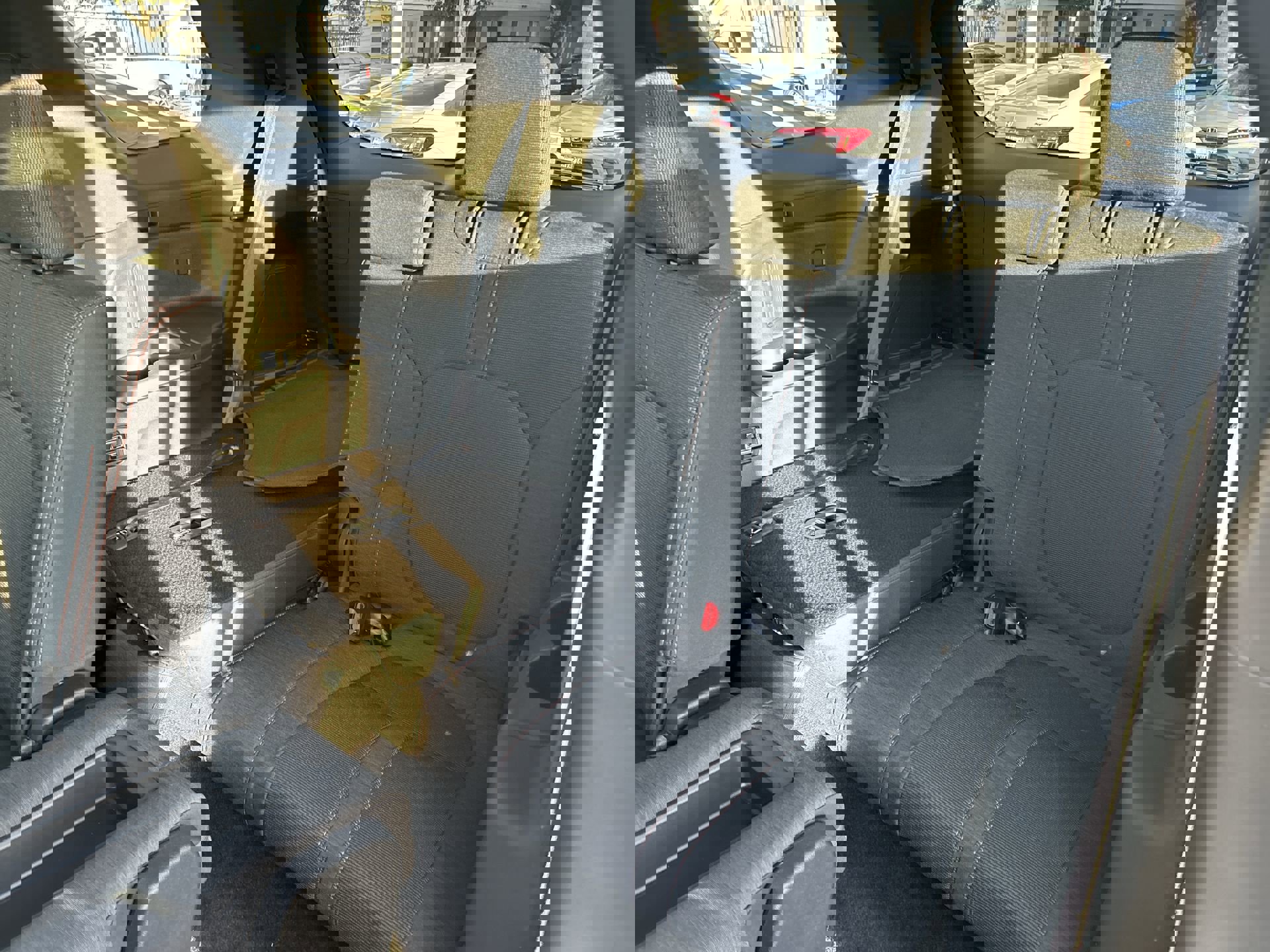 Used 2025 Honda Pilot Sport image 25