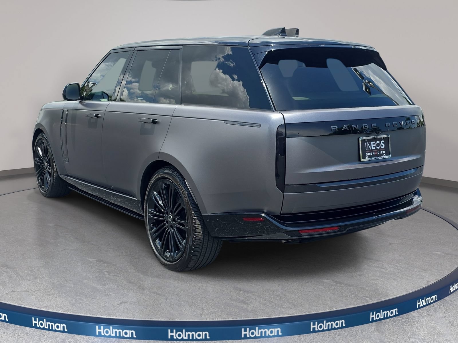 Used 2024 Land Rover Range Rover SE AWD/4WD image 8