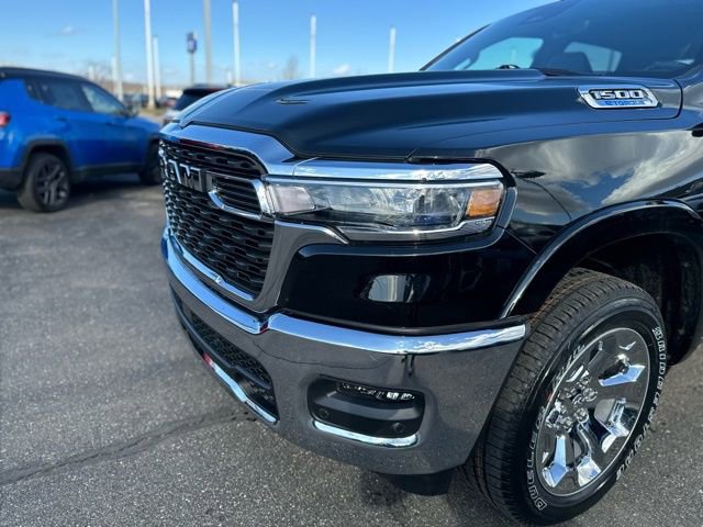 New 2026 RAM 1500 4x4 Crew Cab image 14
