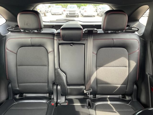 Used 2024 Ford Escape ST-Line w/ Tech Pack #1 AWD/4WD image 28