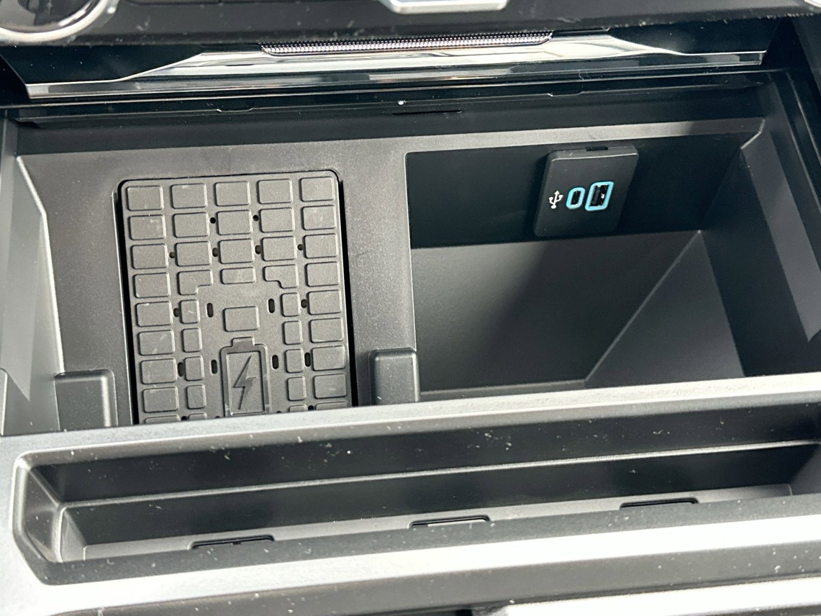 New 2026 Ford F250 Lariat w/ FX4 Off-Road Package image 29