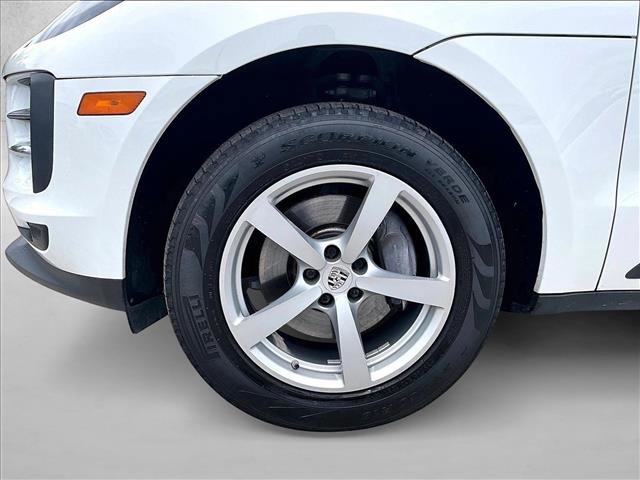 Used 2020 Porsche Macan AWD/4WD image 10