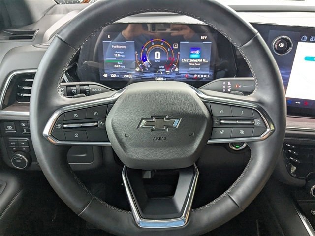 Used 2025 Chevrolet Suburban Z71 w/ Comfort Package image 31