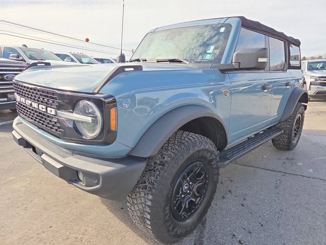 Used 2022 Ford Bronco Wildtrak image 2