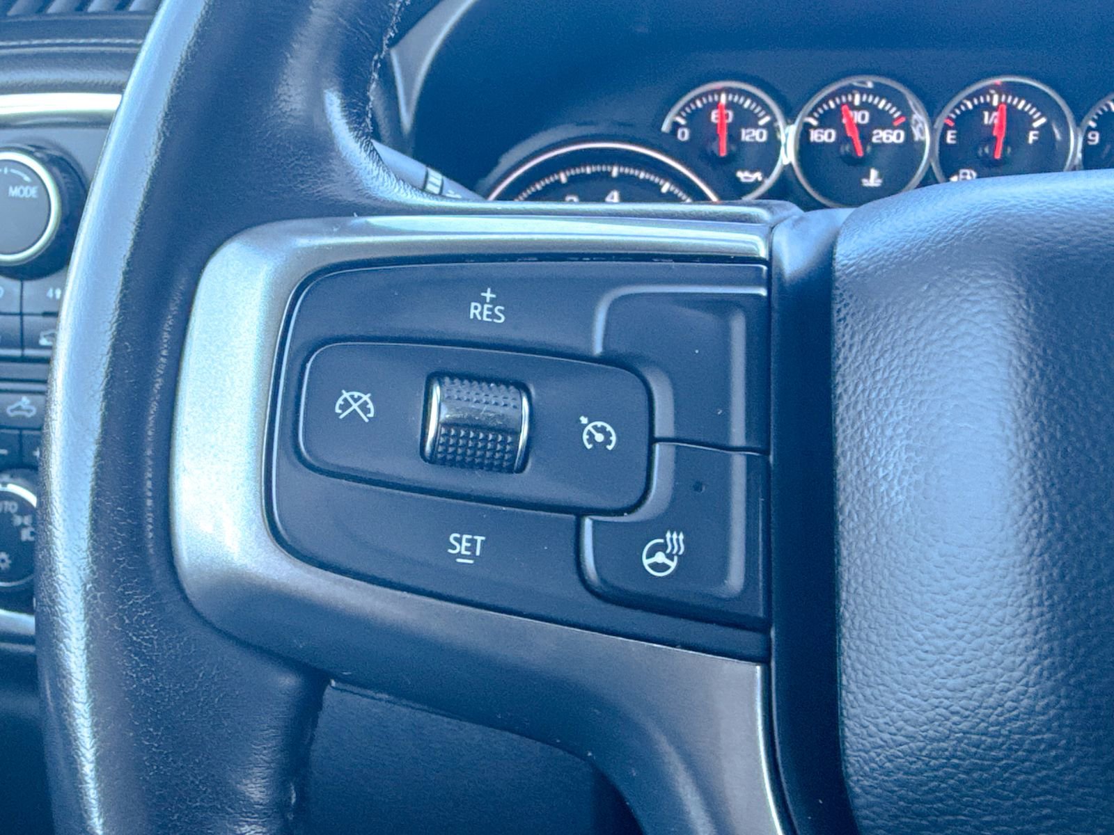Certified 2020 Chevrolet Silverado 1500 LT w/ All-Star Edition image 40