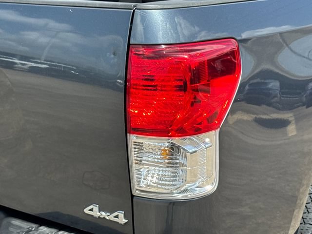 Used 2010 Toyota Tundra 4x4 Double Cab image 28