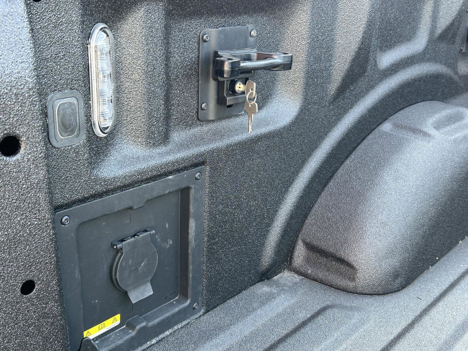 Used 2022 Ford F150 XLT w/ Equipment Group 302A High image 14