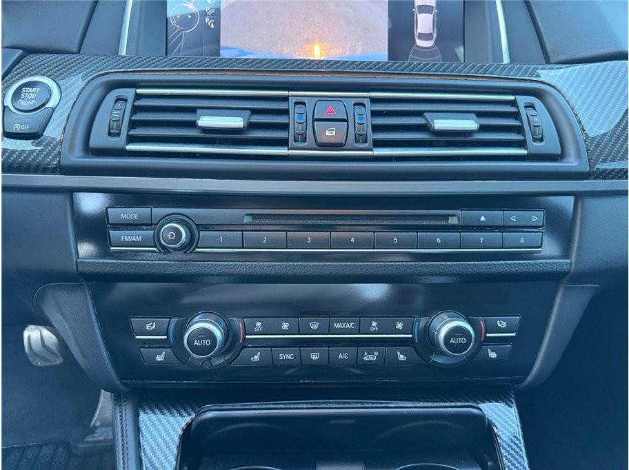 Used 2016 BMW M5 RWD image 31