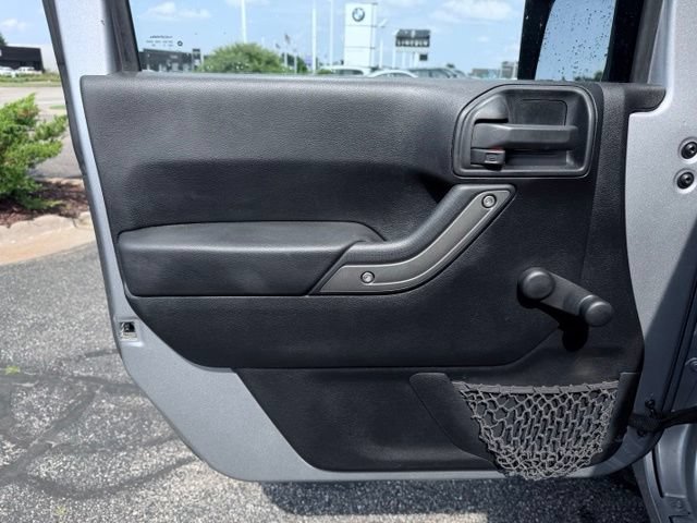 Used 2016 Jeep Wrangler Sport AWD/4WD image 11