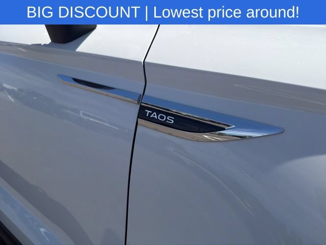 Used 2022 Volkswagen Taos SE w/ IQ.Drive SE Package AWD/4WD image 8