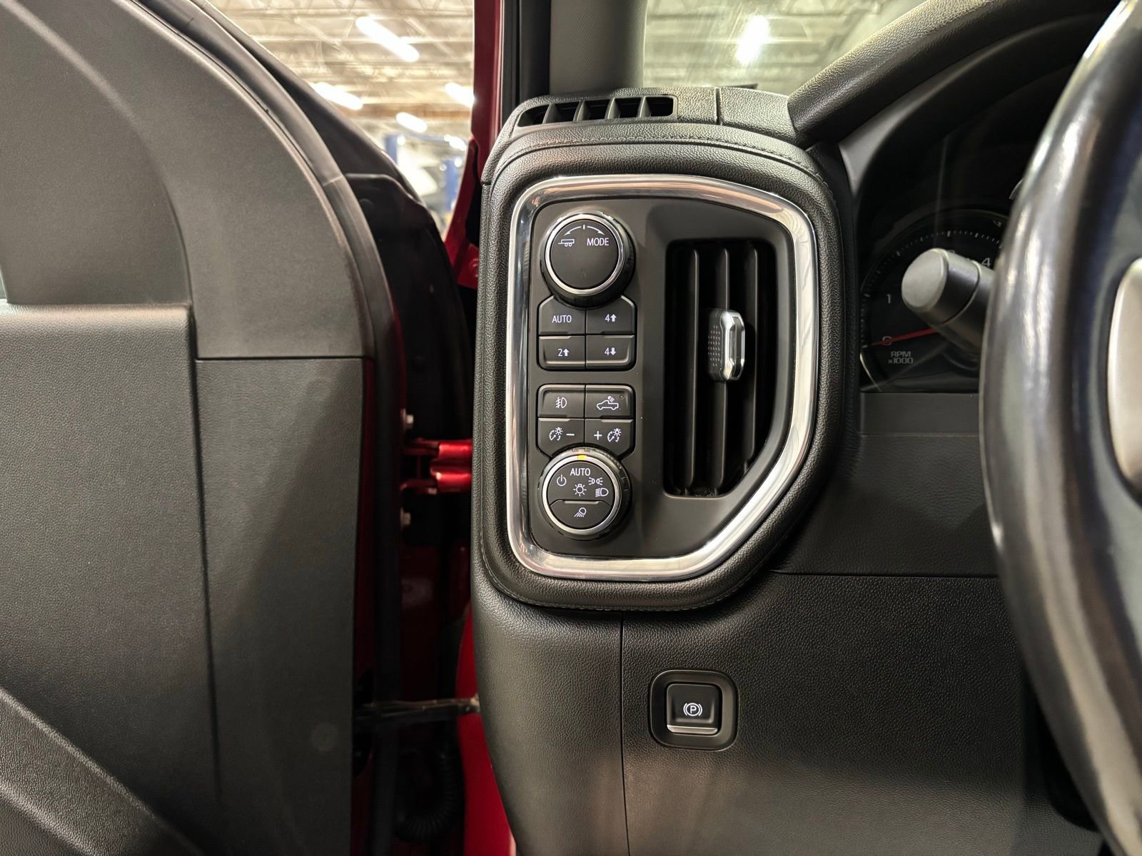 Used 2020 Chevrolet Silverado 2500 LT w/ All Star Edition image 16