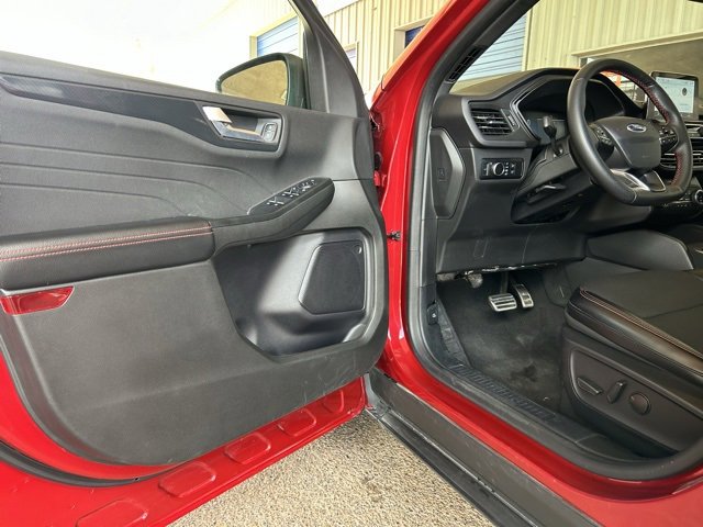 Used 2024 Ford Escape ST-Line image 24