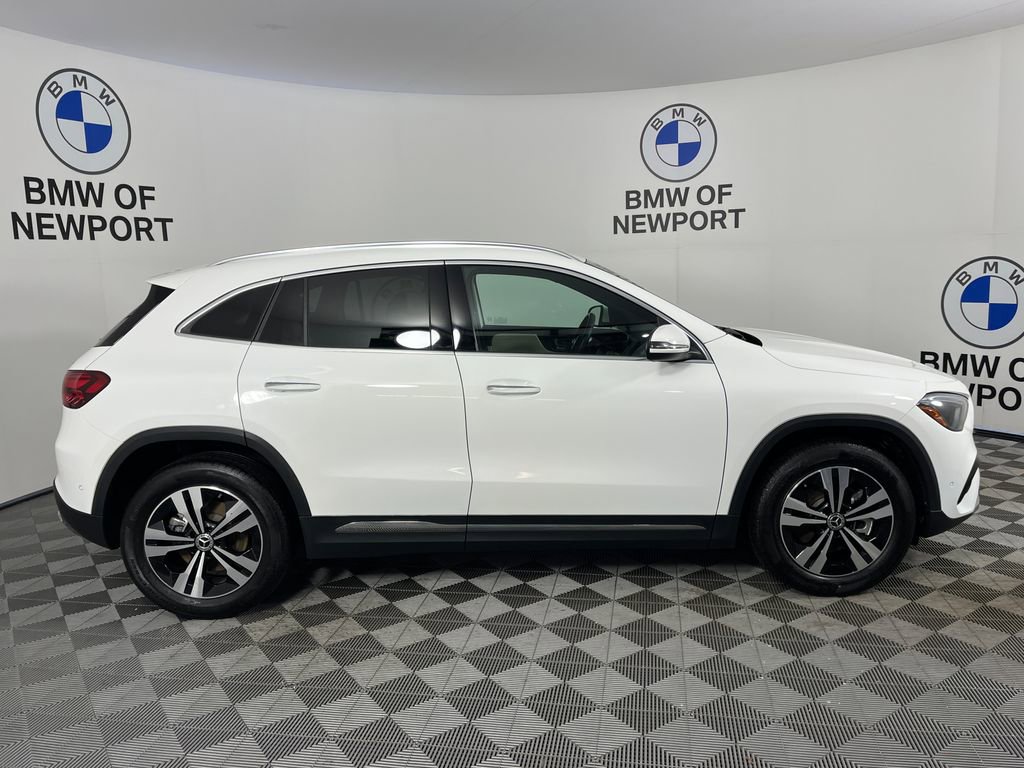 Used 2025 Mercedes-Benz GLA 250 4MATIC image 11