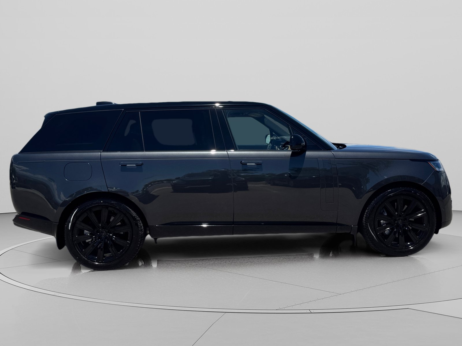 Used 2026 Land Rover Range Rover Long Wheelbase SE AWD/4WD image 6