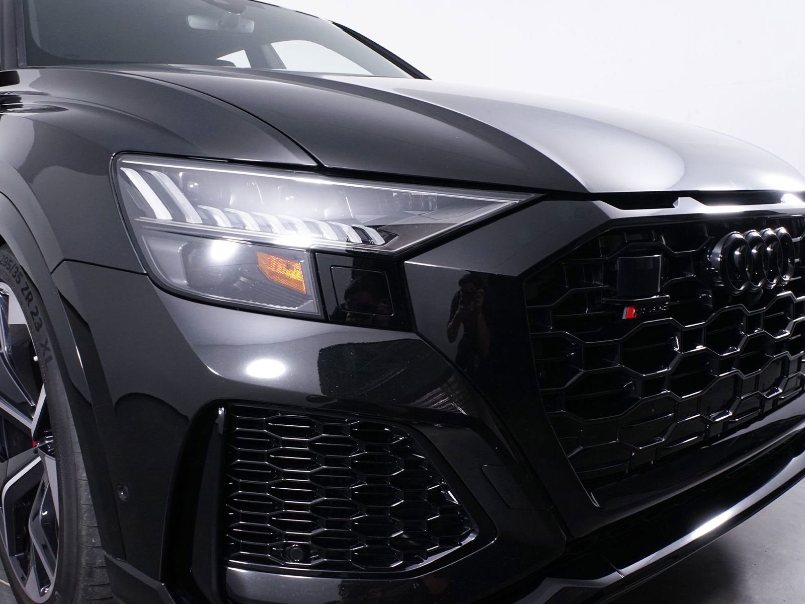 Used 2023 Audi RS Q8 image 18