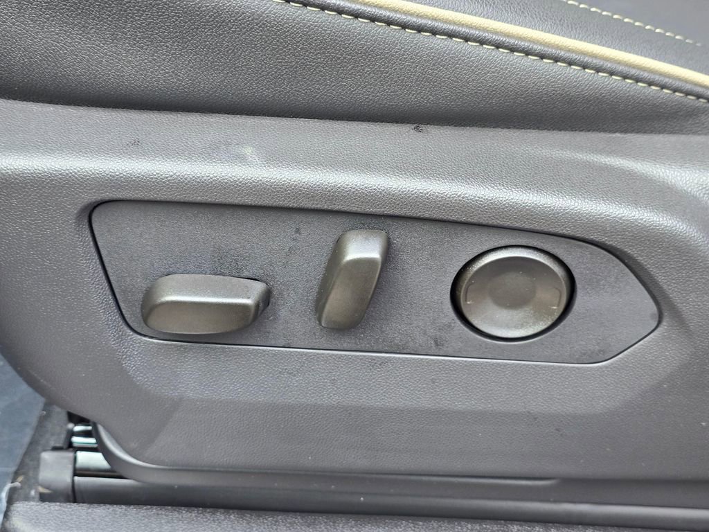 New 2026 GMC Yukon Elevation AWD/4WD image 27