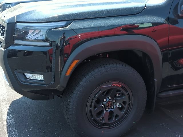New 2026 Nissan Frontier PRO-4X w/ Tow Package AWD/4WD image 2