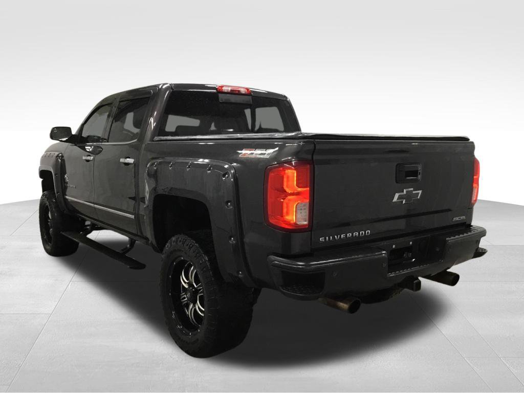 Used 2016 Chevrolet Silverado 1500 LTZ Z71 w/ LTZ Plus Package AWD/4WD image 17