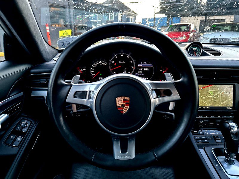 Used 2015 Porsche 911 4 Coupe image 19