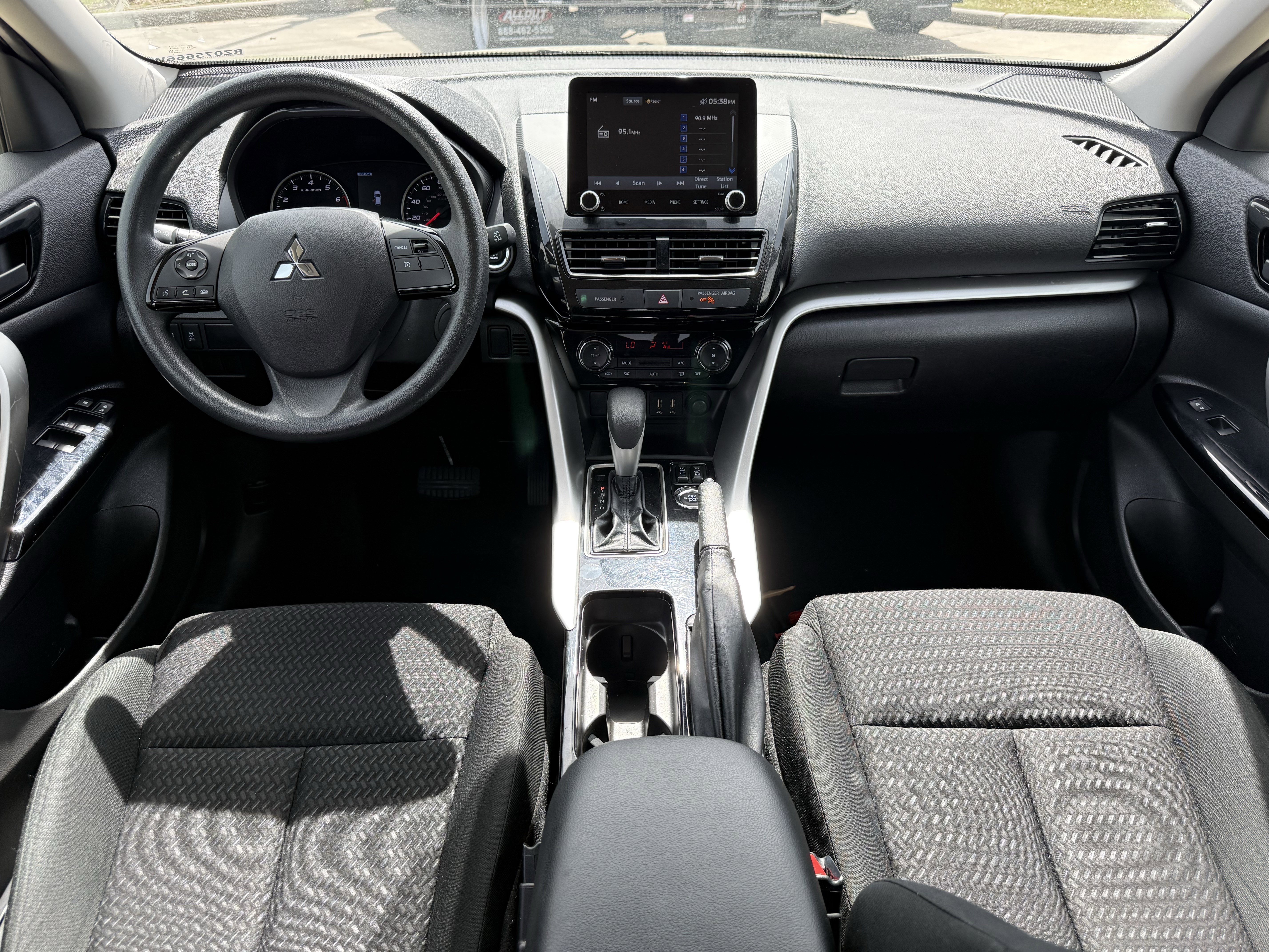 Used 2024 Mitsubishi Eclipse Cross LE image 13