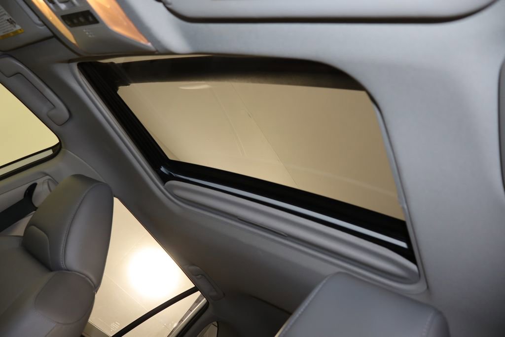 Used 2019 Toyota RAV4 Limited w/ Cold Weather Package image 24