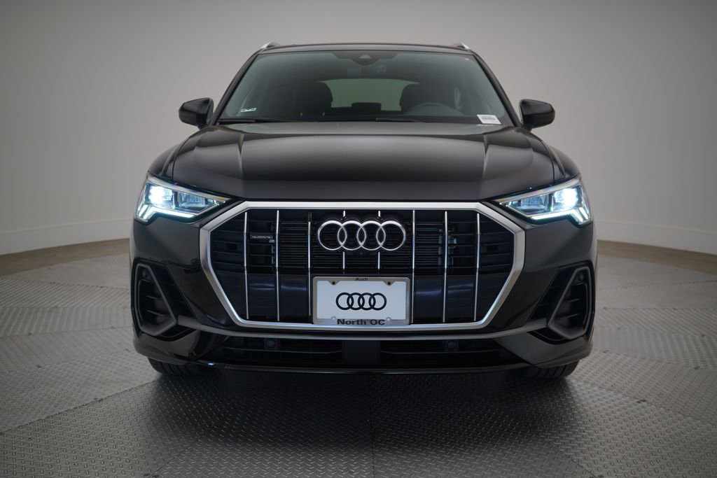 Used 2023 Audi Q3 2.0T Premium Plus w/ Premium Plus Package image 5