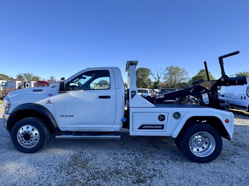 New 2024 RAM 4500 SLT w/ Quick Order Package 2YG SLT image 5