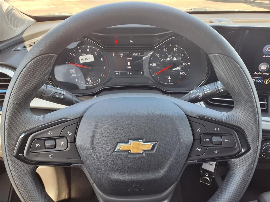 New 2026 Chevrolet Trax LS w/ LS Convenience Package image 18