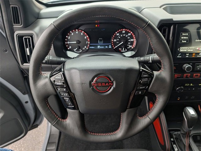 Used 2025 Nissan Frontier PRO-4X image 14
