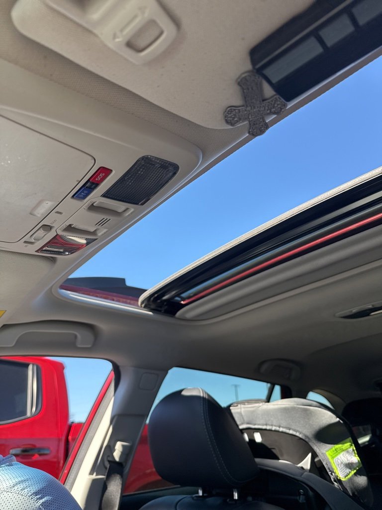 Used 2016 Subaru Outback 2.5i Limited image 11