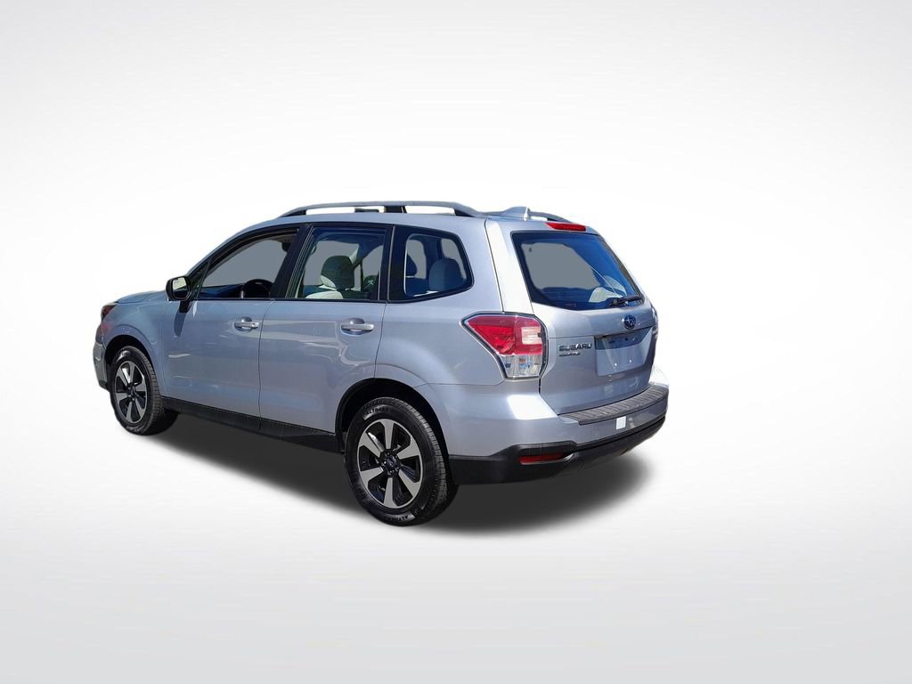 Used 2017 Subaru Forester 2.5i w/ Alloy Wheel Package AWD/4WD image 6