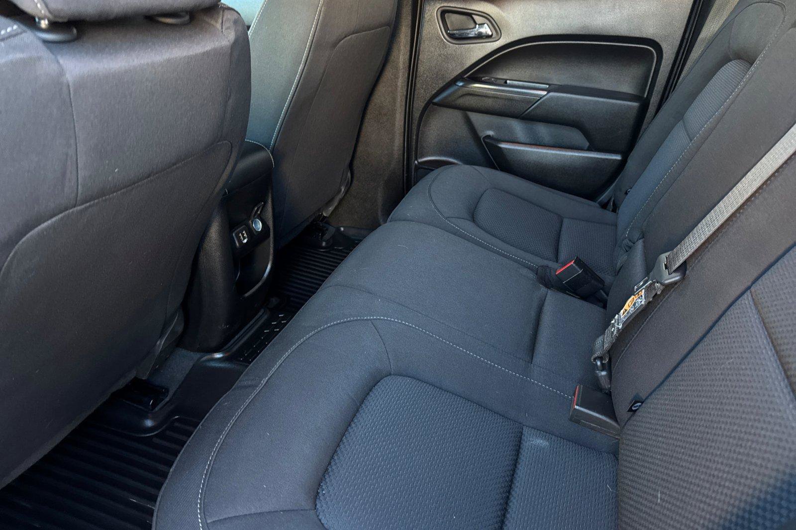 Used 2021 Chevrolet Colorado LT w/ LT Convenience Package image 14