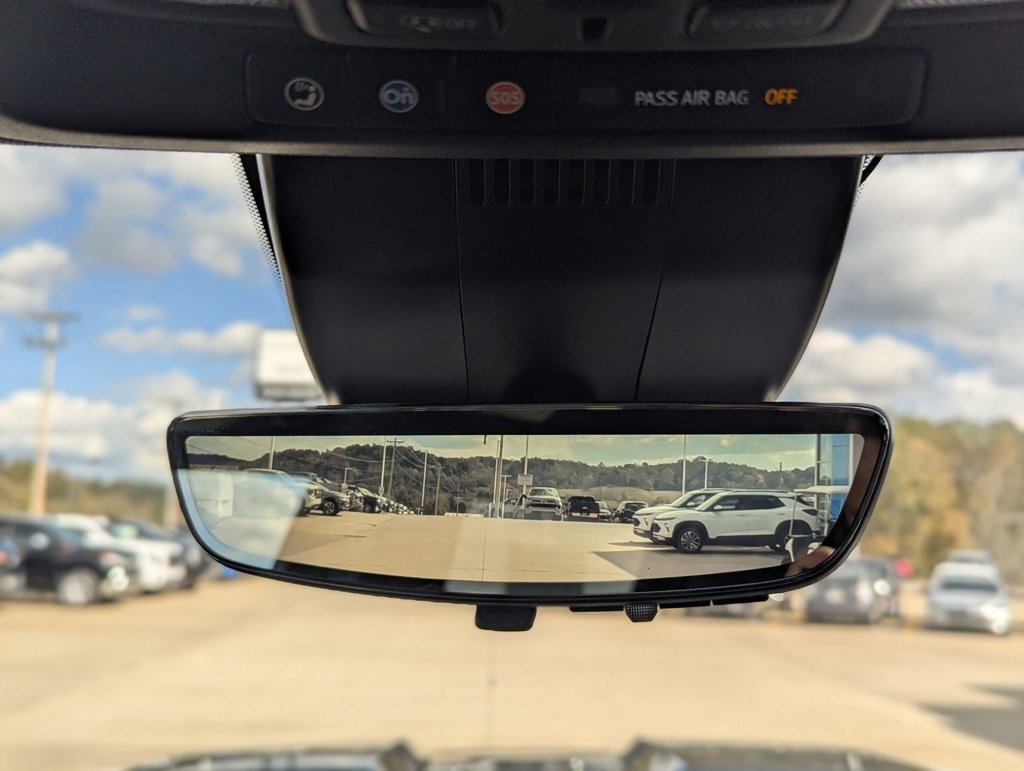 Used 2024 Chevrolet Silverado 1500 ZR2 w/ Technology Package image 46