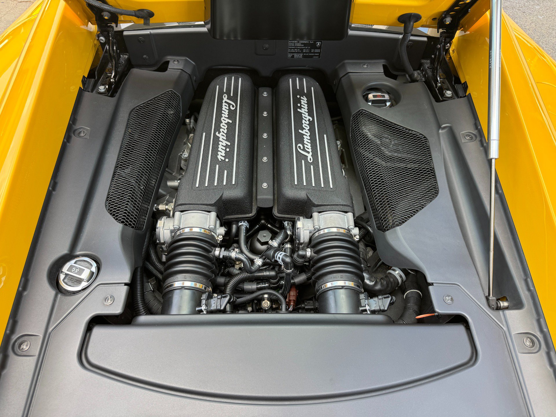 Used 2011 Lamborghini Gallardo LP 560-4 AWD/4WD image 63