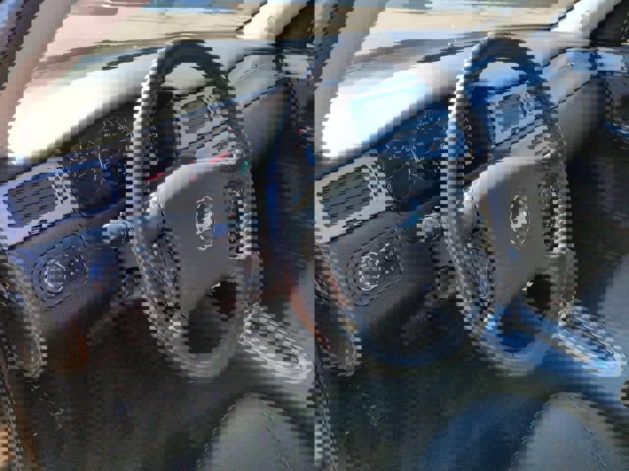 Used 2008 Chevrolet Impala LT w/ Luxury Edition Package image 2