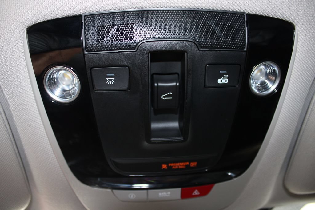 Used 2023 Kia Sorento SX AWD/4WD image 23