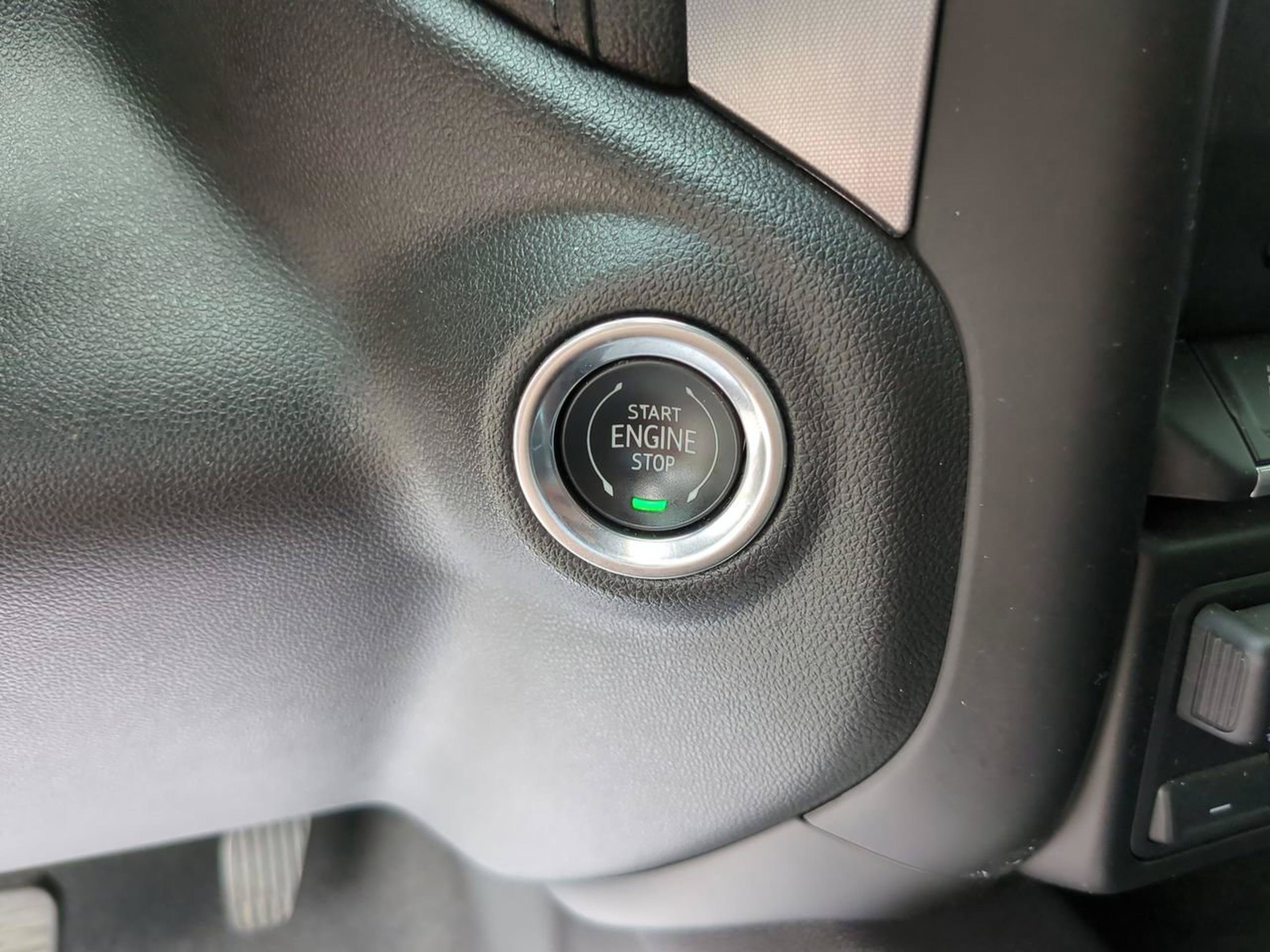 Used 2019 GMC Sierra 1500 SLT w/ SLT Premium Plus Package RWD image 26