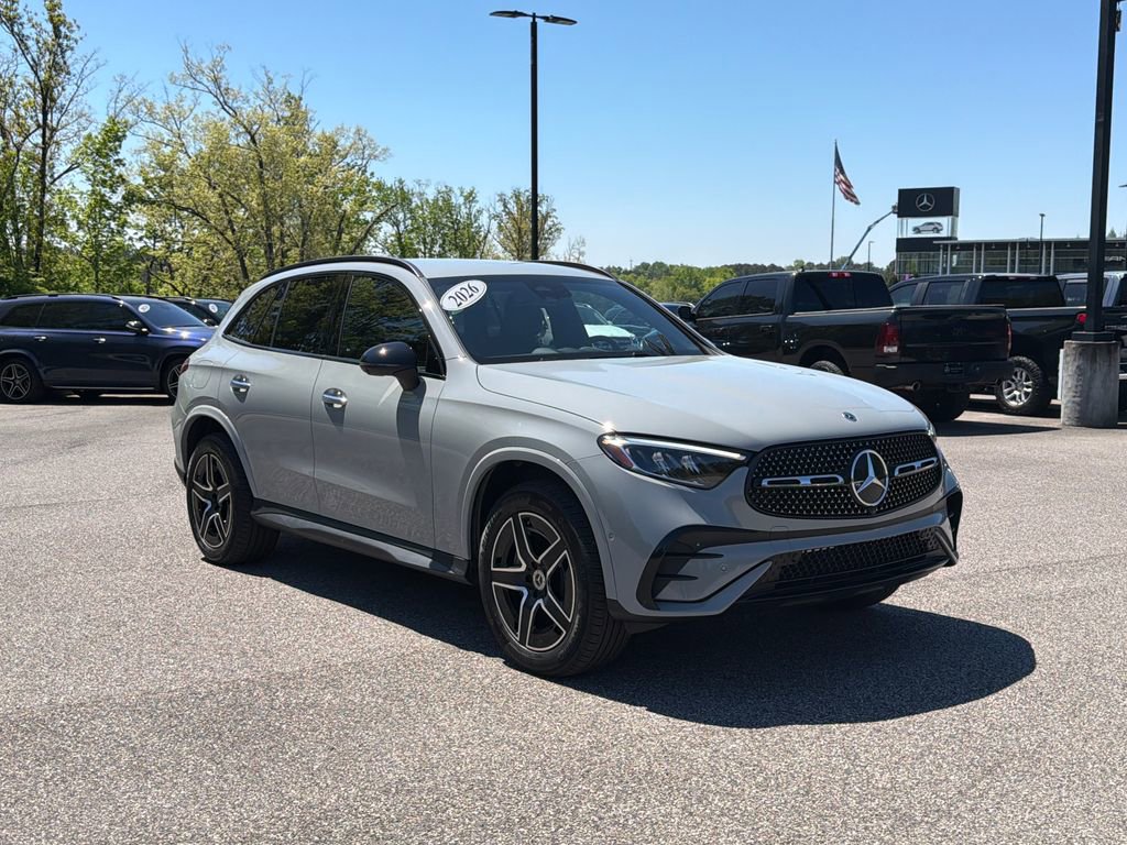 Used 2026 Mercedes-Benz GLC 300 image 1